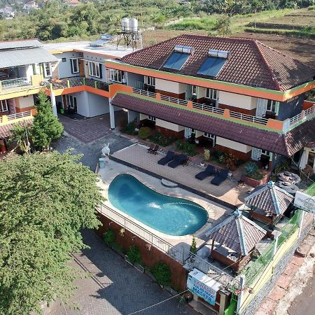 Villa Panderman Indah Бату Экстерьер фото